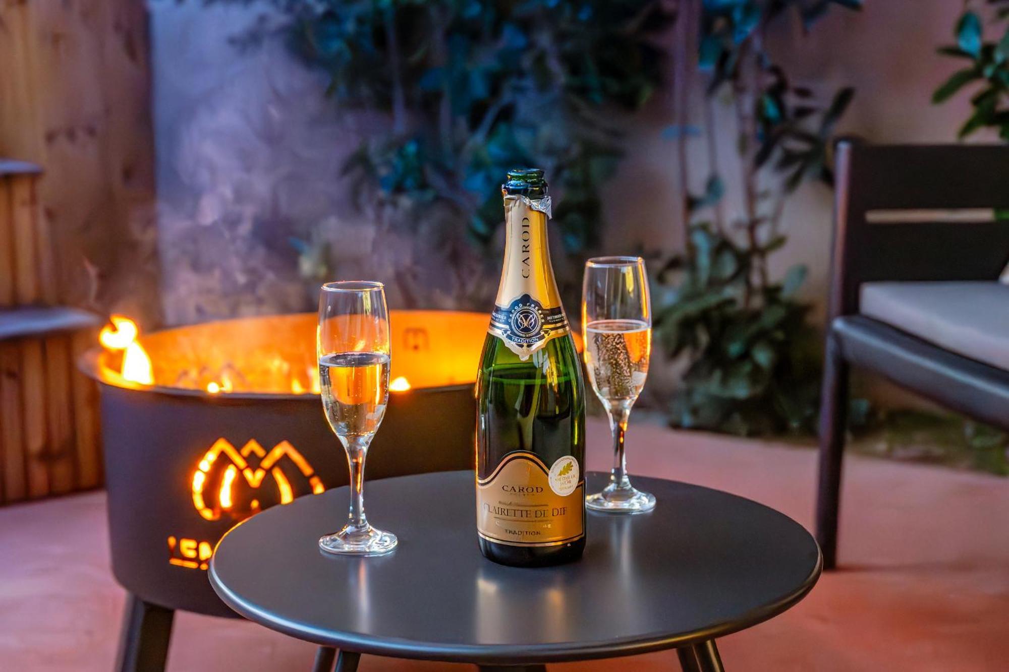 Hermes - Appartement Avec Jacuzzi Scandinave Nyons Kültér fotó